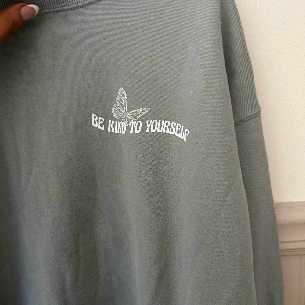 Hollister Large Be Kind To Others Butterfly Sage Green Sweatshirt - Picture 3 of 4